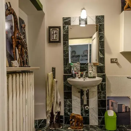 Cosy House Quadrilatero Center Apartament *